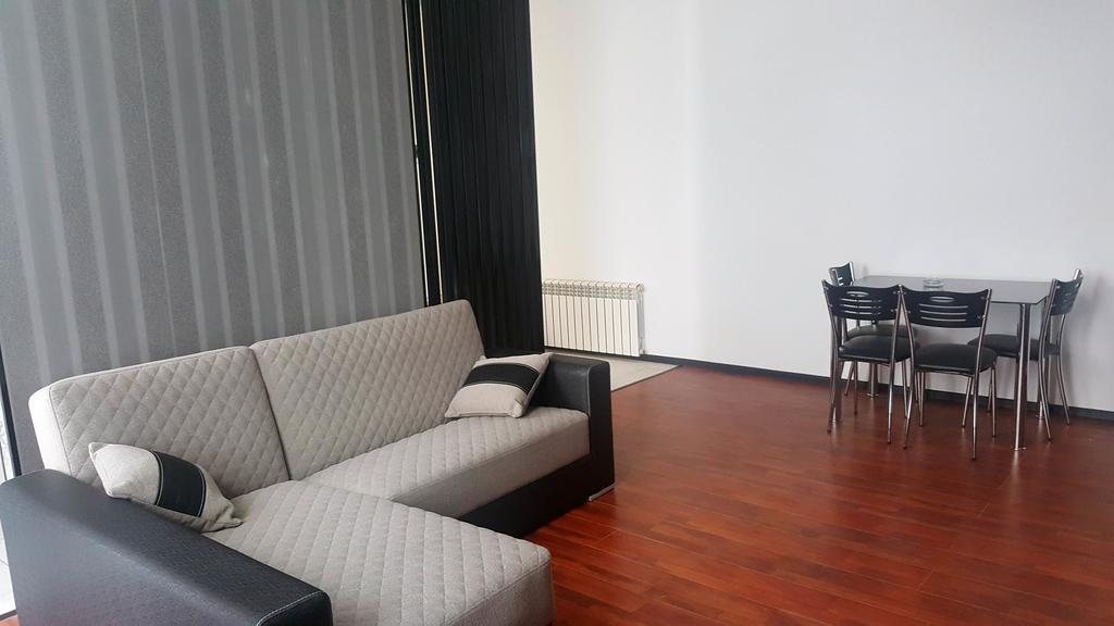 Premium Residence Batoemi Buitenkant foto